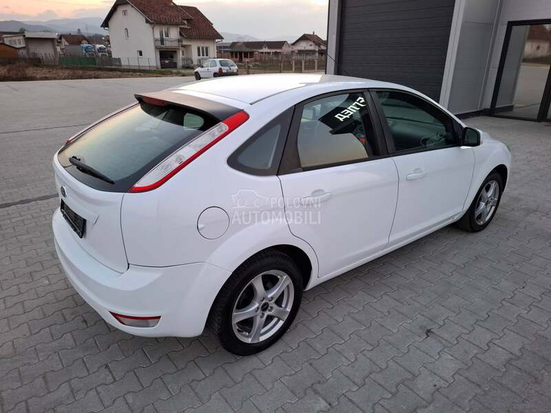 Ford Focus 1.6 CH