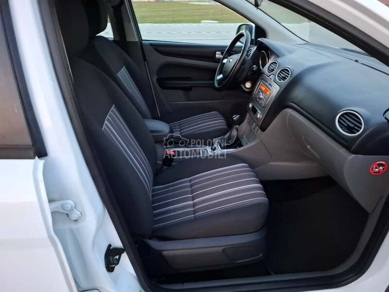 Ford Focus 1.6 CH