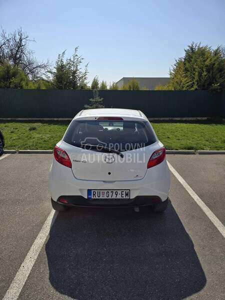 Mazda 2 1.4 hdi