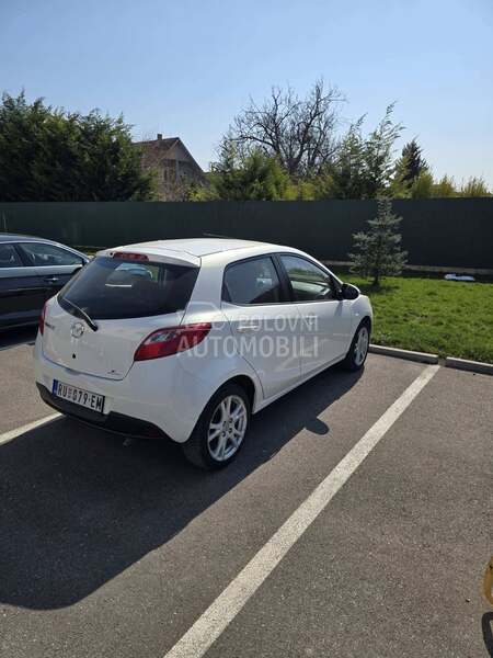 Mazda 2 1.4 hdi