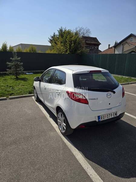 Mazda 2 1.4 hdi