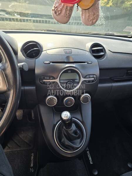 Mazda 2 1.4 hdi
