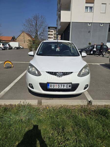 Mazda 2 1.4 hdi
