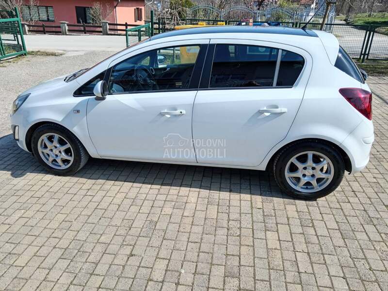 Opel Corsa D 