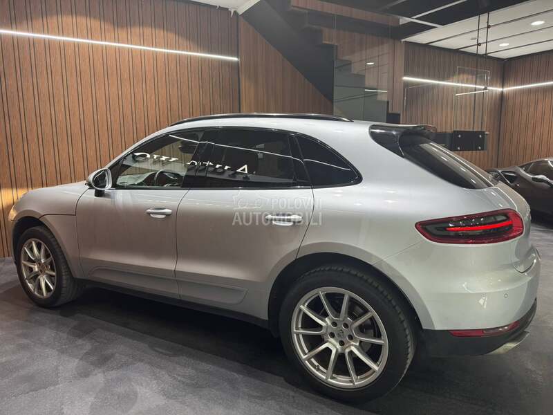Porsche Macan 