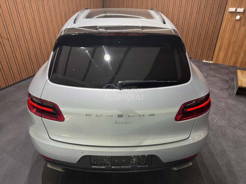 Porsche Macan 