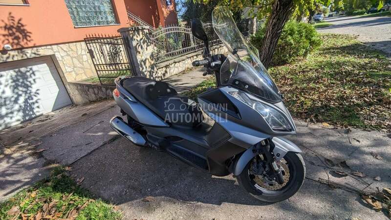 Kymco Downtown 200i