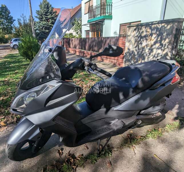 Kymco Downtown 200i