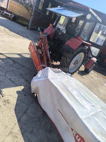 Kuhn 700