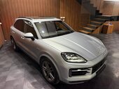 Porsche Cayenne E-Hybrid Pano