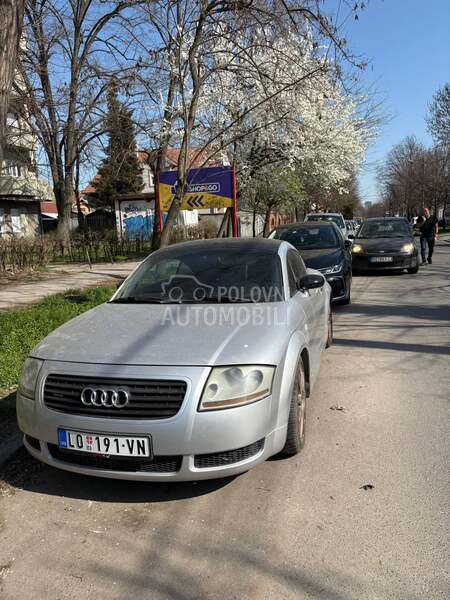 Audi TT 
