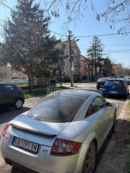 Audi TT 