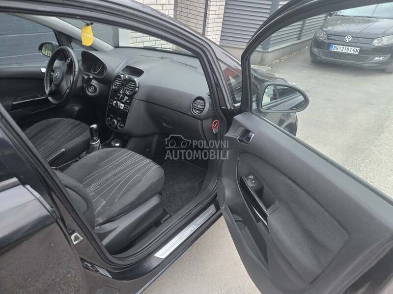 Opel Corsa D 