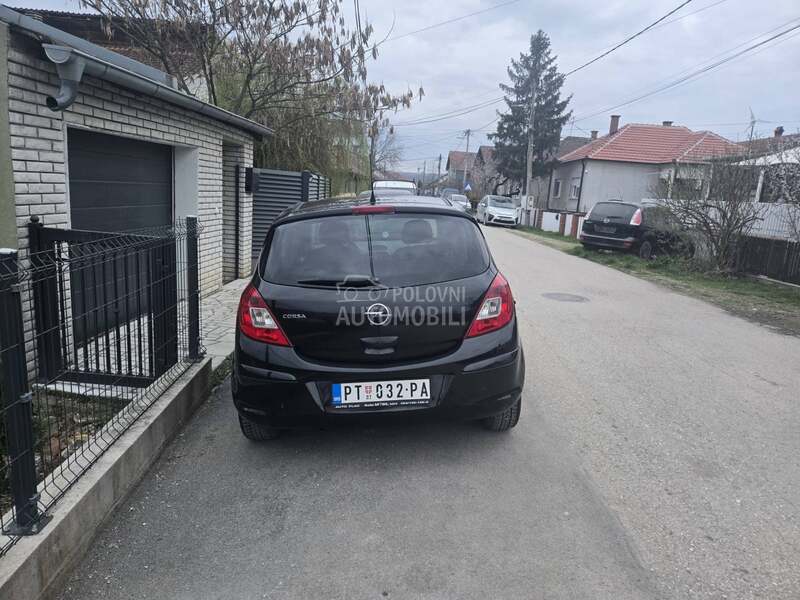 Opel Corsa D 