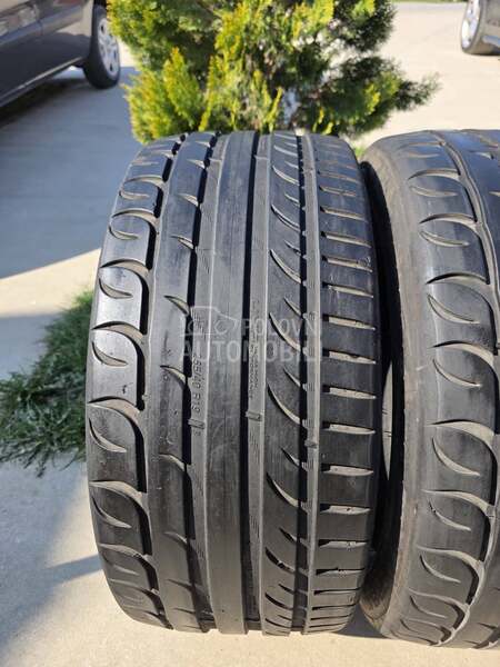 Riken 255/40 R19 Letnja