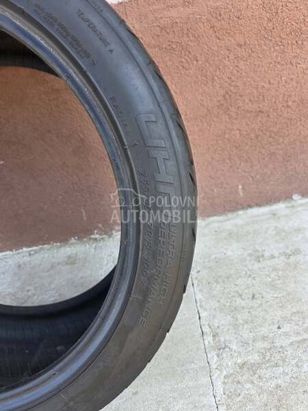 Riken 255/40 R19 Letnja
