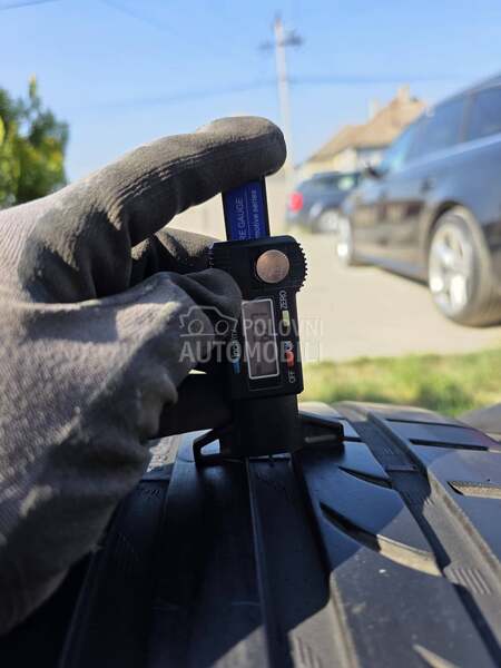 Riken 255/40 R19 Letnja