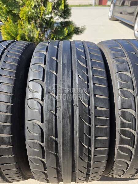 Riken 255/40 R19 Letnja