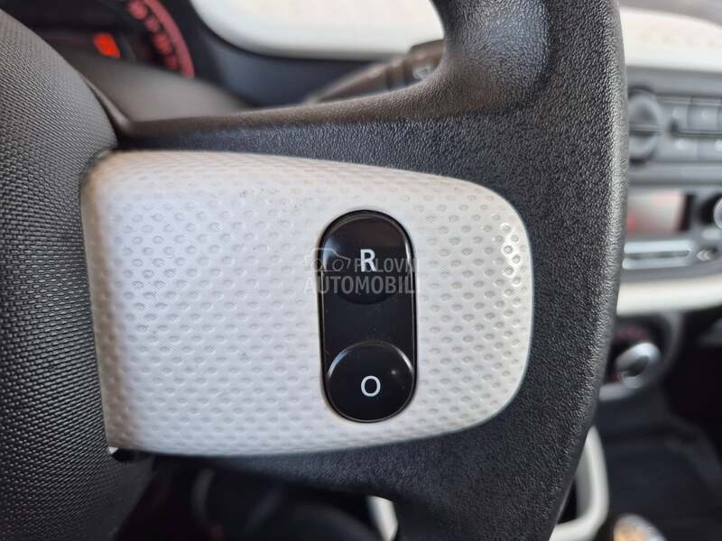 Renault Twingo 1.0 b