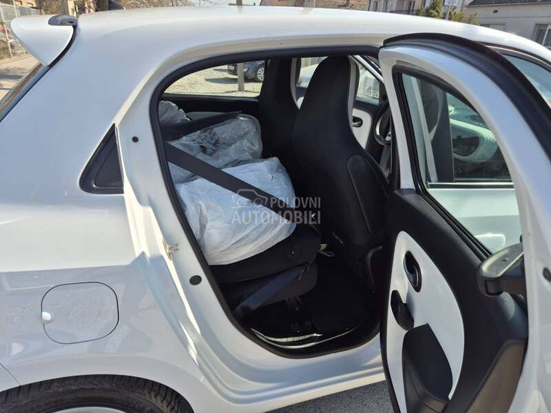 Renault Twingo 1.0 b