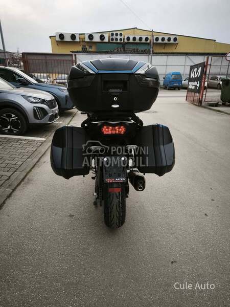 Kawasaki Versys 1100SE