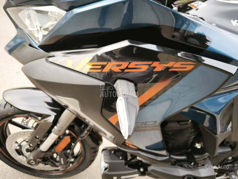 Kawasaki Versys 1100SE