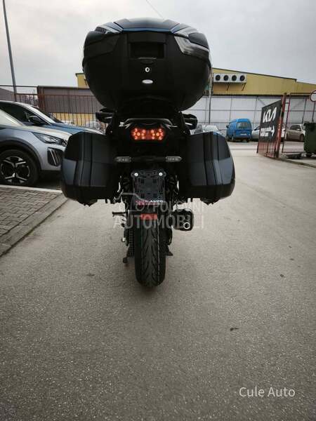 Kawasaki Versys 1100SE