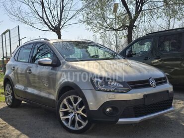 Volkswagen Cross Polo 1.2TSI Highline LED