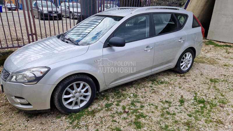 Kia cee`d sw 