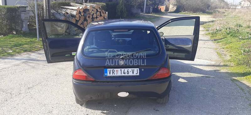 Lancia Ypsilon 