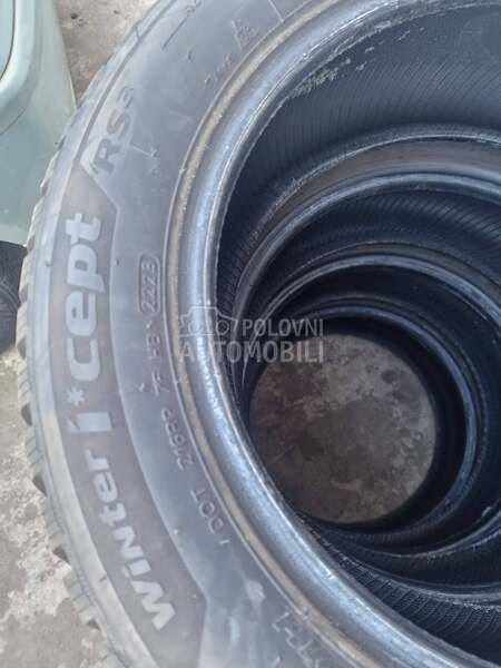 Hankook 205/55 R16 Zimska