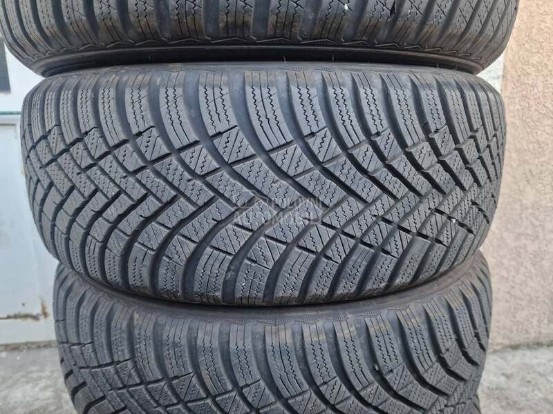 Hankook 205/55 R16 Zimska