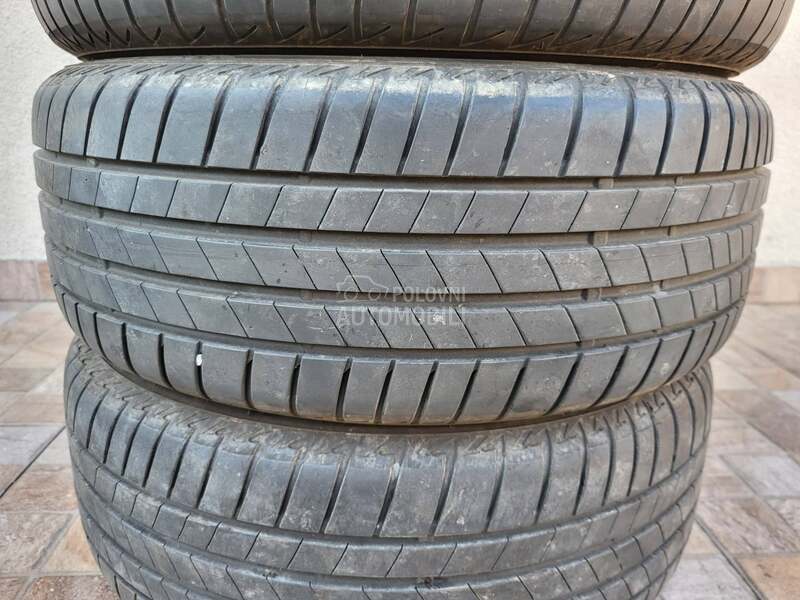Bridgestone 195/50 R15 Letnja