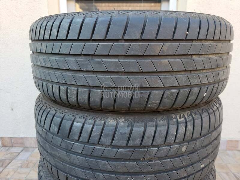 Bridgestone 195/50 R15 Letnja