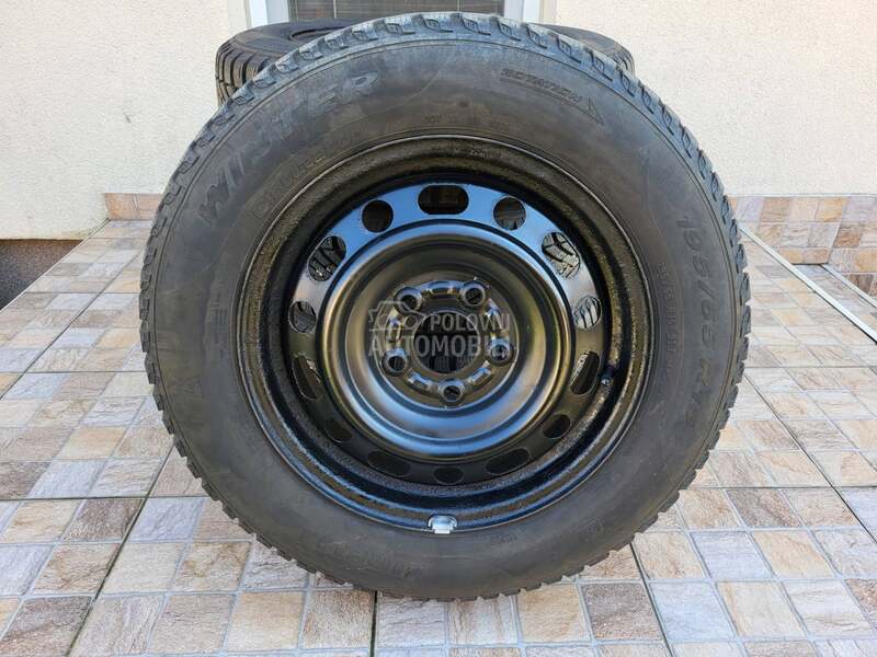 Pirelli 195/65 R15 Zimska