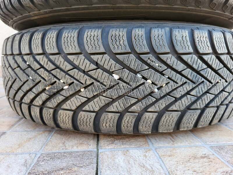 Pirelli 195/65 R15 Zimska
