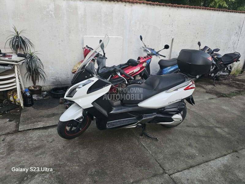 Kymco Downtown 300i