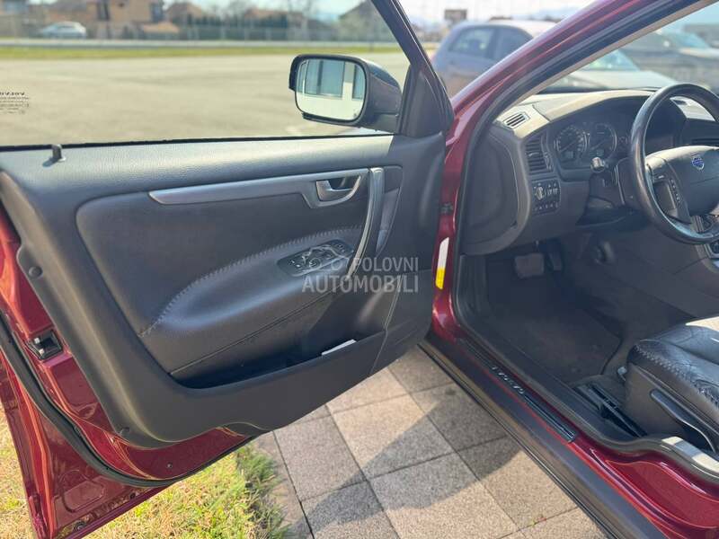 Volvo XC70 2.4D5
