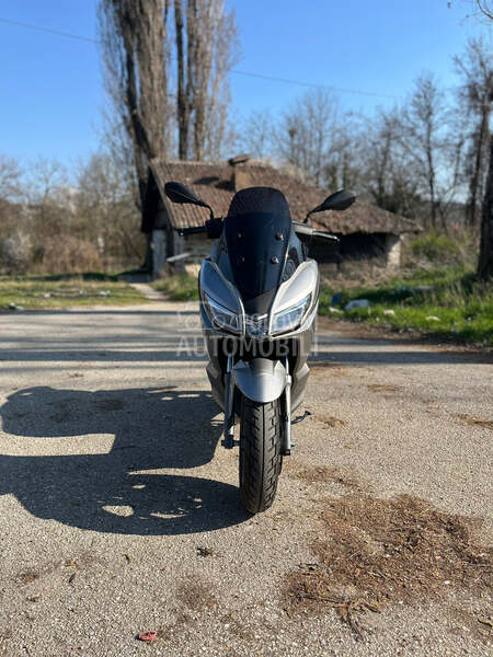 Aprilia SXR 50