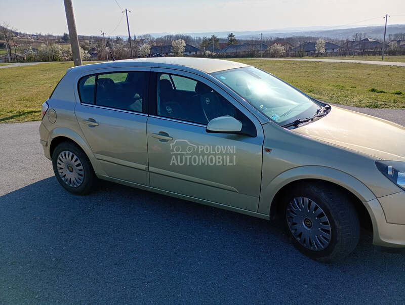 Opel Astra H 1.8