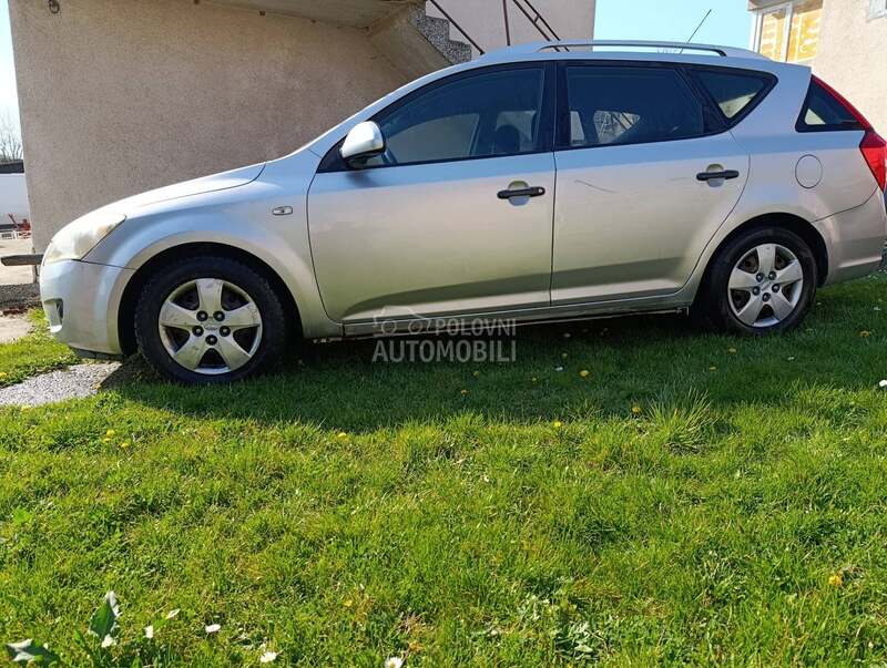 Kia cee`d sw 