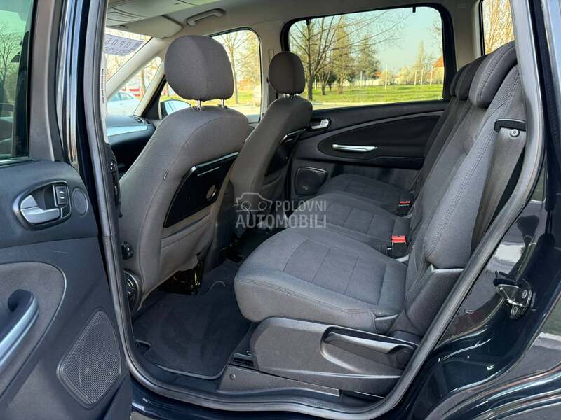 Ford Galaxy 7 S E D /A U T/F U L