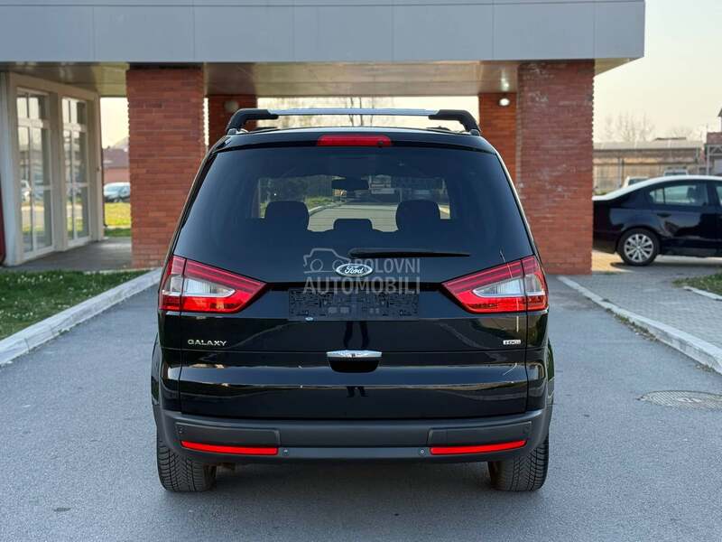 Ford Galaxy 7 S E D /A U T/F U L