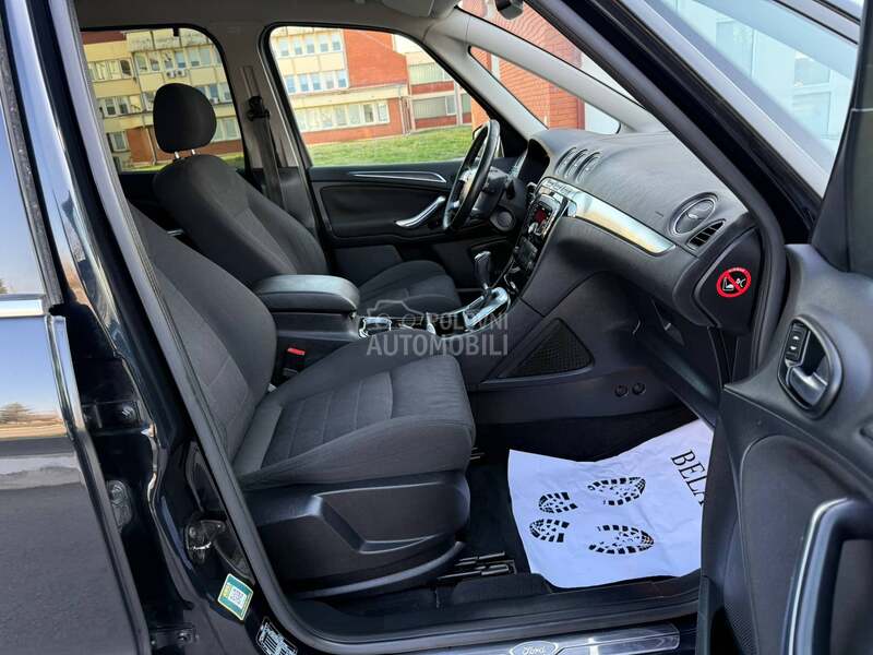 Ford Galaxy 7 S E D /A U T/F U L