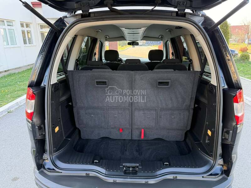 Ford Galaxy 7 S E D /A U T/F U L