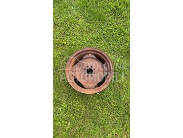 Antonio Carraro TRX 8400