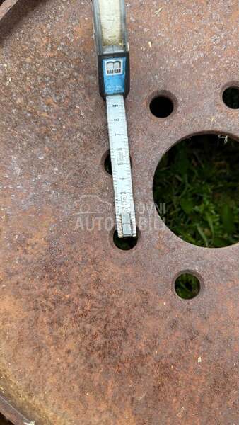 Antonio Carraro TRX 8400