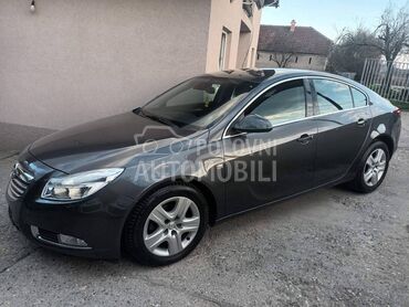 Opel Insignia 1.4b // N A V I