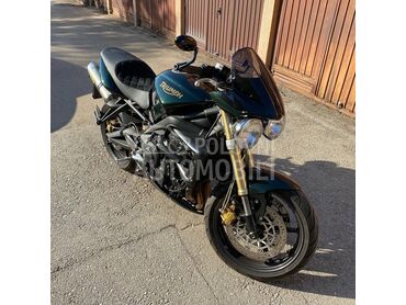 Triumph Street Triple 675