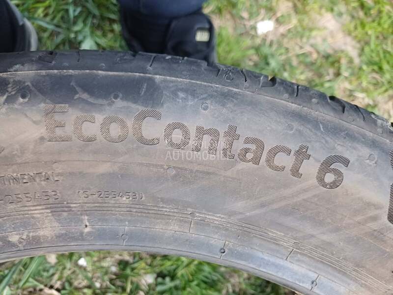 Continentalxl 235/45 R18 Letnja
